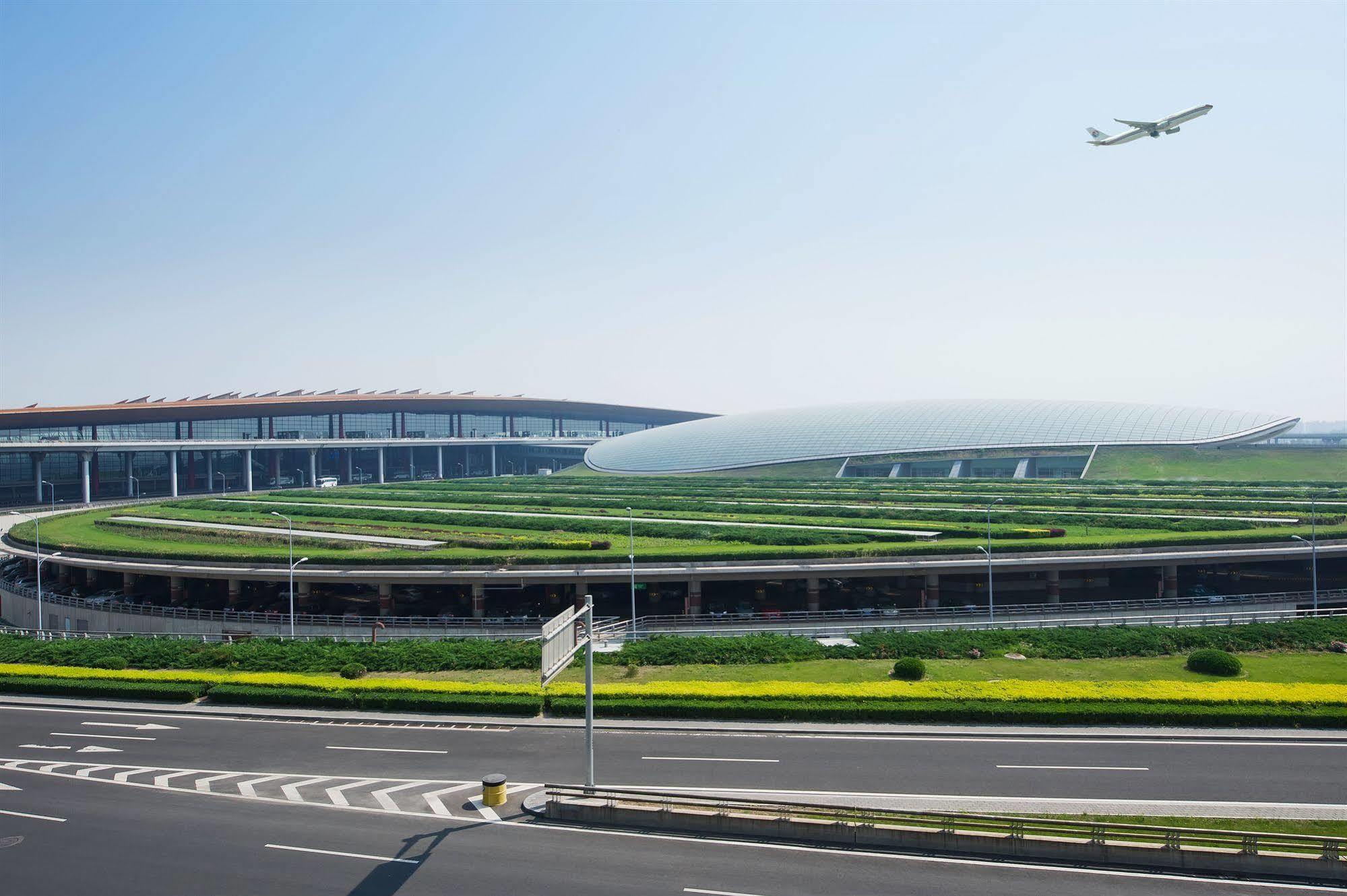 Express Airport Zone By Ihg Hotel